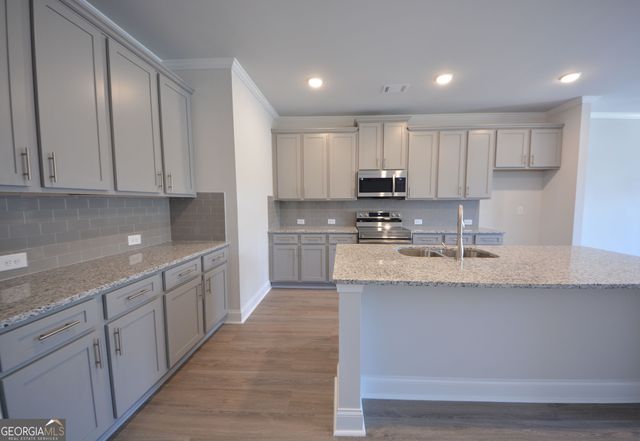 3829 Billabong Trail, Gainesville, GA 30506