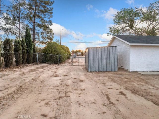 9383 11th Avenue, Hesperia, CA 92345