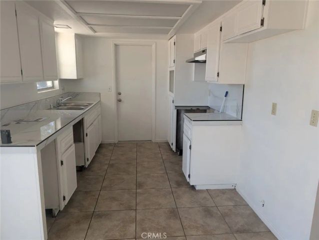 9383 11th Avenue, Hesperia, CA 92345