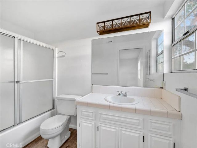 9383 11th Avenue, Hesperia, CA 92345