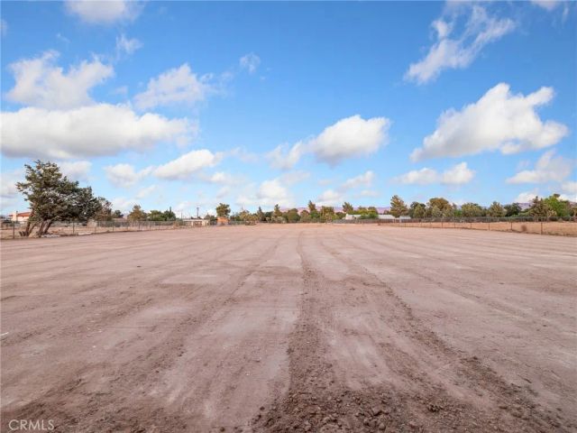 9383 11th Avenue, Hesperia, CA 92345