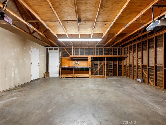 9383 11th Avenue, Hesperia, CA 92345