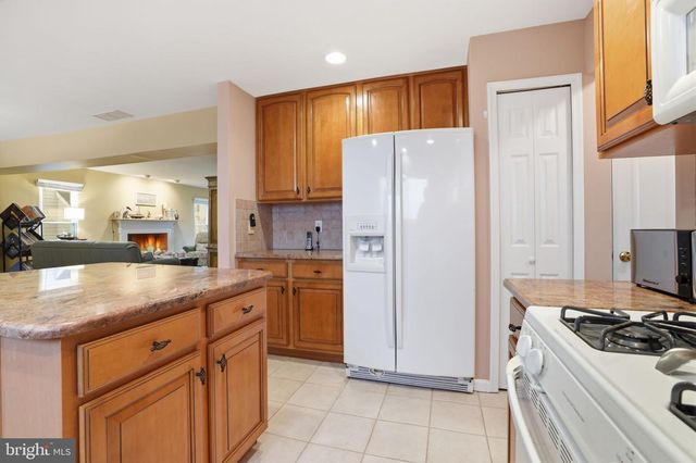 809 N LITTLE ROCK AVE, Ventnor City, NJ 08406