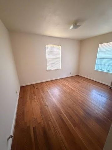 2634 Dragonwick Drive, Houston, TX 77045