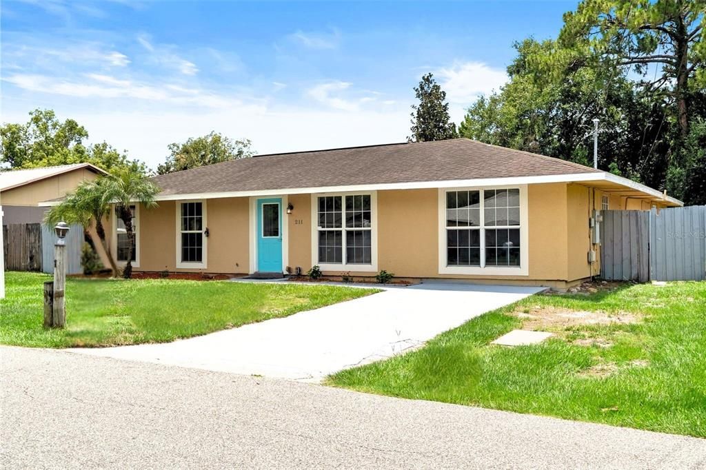 211 VALENCIA ROAD, Debary, FL 32713