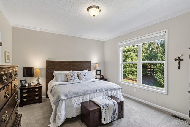 8022 Stonegate Drive, Anderson Twp, OH 45255