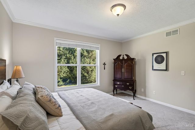 8022 Stonegate Drive, Anderson Twp, OH 45255