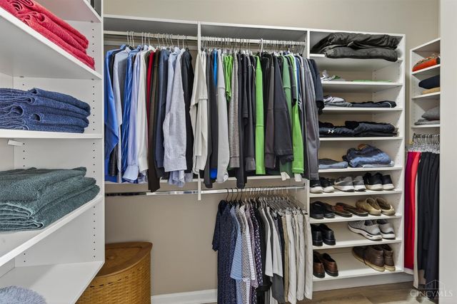 8022 Stonegate Drive, Anderson Twp, OH 45255