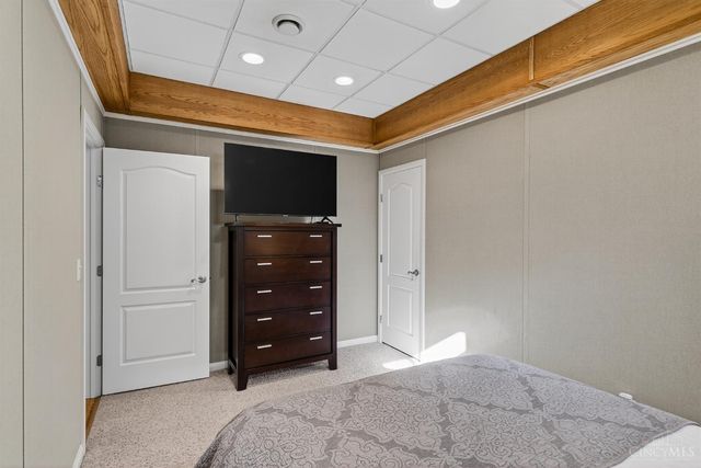 8022 Stonegate Drive, Anderson Twp, OH 45255