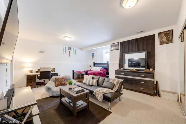 1344 N WINSLOWE Drive 0, Palatine, IL 60074