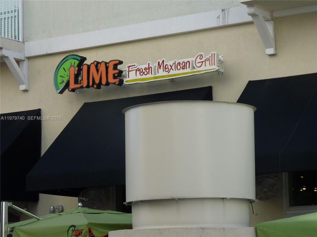 7285 SW 90th St D408, Miami, FL 33156