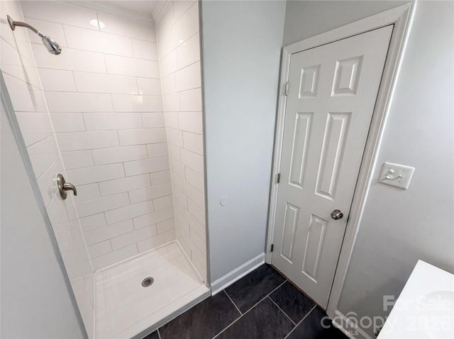 4554 Strangford Avenue, Charlotte, NC 28215
