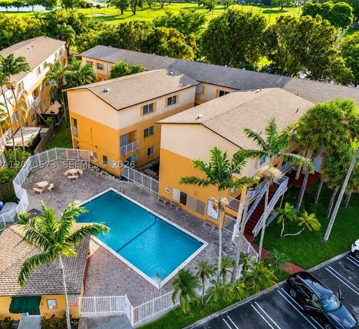 6235 SW Kendale Lakes Cir 239, Miami, FL 33183