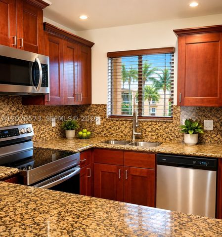 6235 SW Kendale Lakes Cir 239, Miami, FL 33183