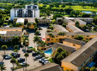 6235 SW Kendale Lakes Cir 239, Miami, FL 33183