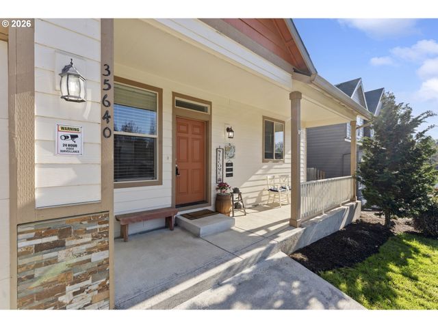 35640 ELK MEADOWS Dr, St Helens, OR 97051