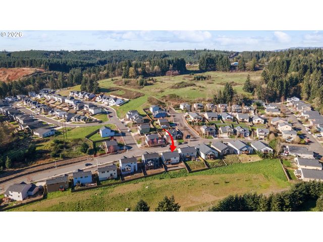 35640 ELK MEADOWS Dr, St Helens, OR 97051
