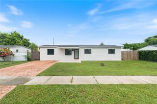 13801 Monroe St, Miami, FL 33176