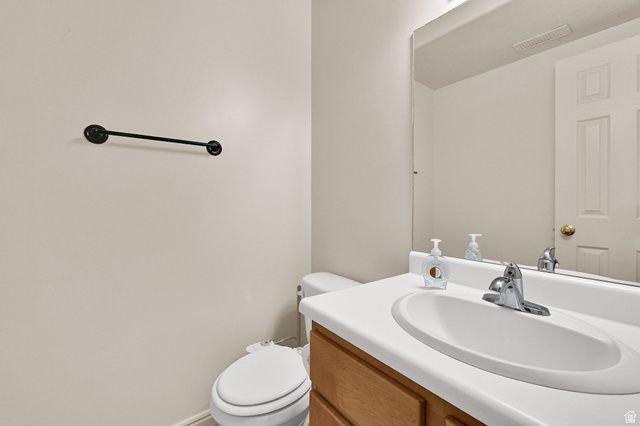 910 W 200 S, West Point, UT 84015