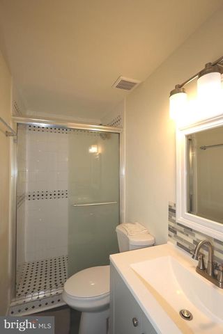 1014 BRETHOUR CT #207, Sterling, VA 20164