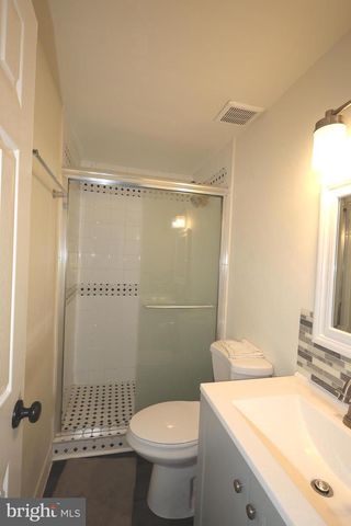 1014 BRETHOUR CT #207, Sterling, VA 20164