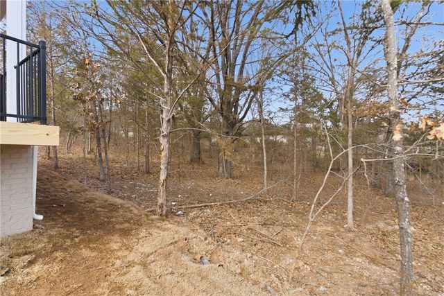 1894 E Fiji Street, Fayetteville, AR 72701