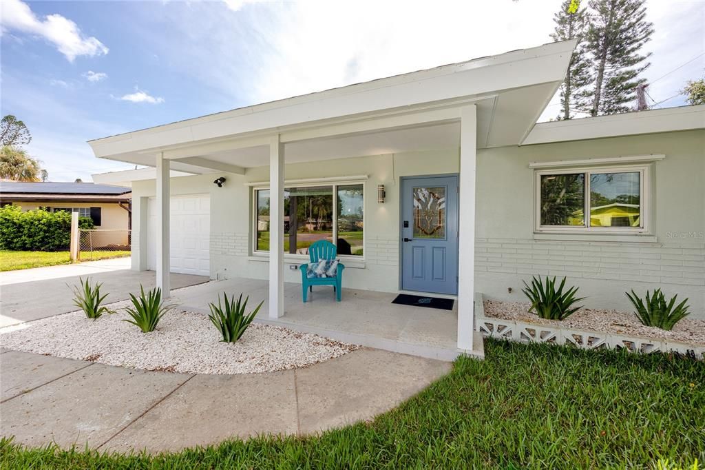 933 64TH AVENUE S, St Petersburg, FL 33705