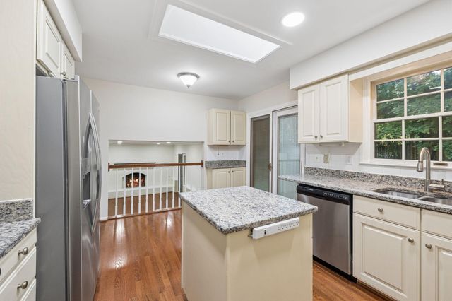 4500 STONE PINE CT, Chantilly, VA 20151