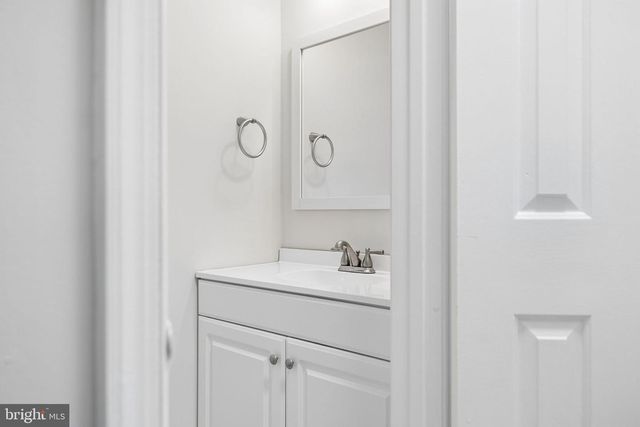 4500 STONE PINE CT, Chantilly, VA 20151