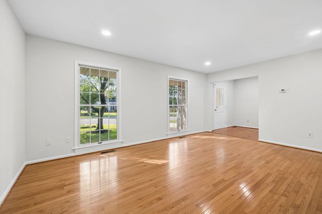 4500 STONE PINE CT, Chantilly, VA 20151