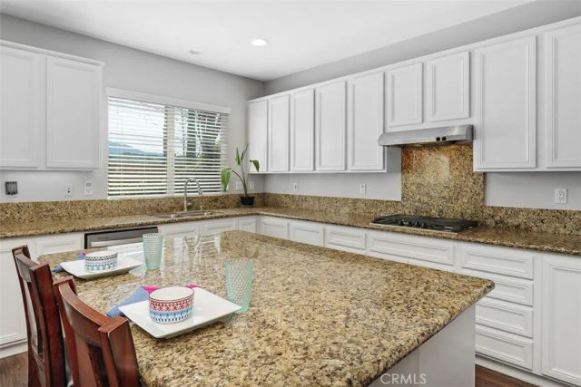 33845 Sattui, Temecula, CA 92592