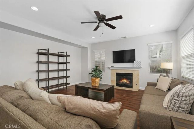 33845 Sattui, Temecula, CA 92592