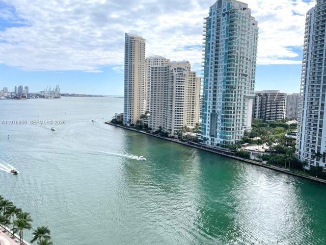 300 S Biscayne Blvd T-1404, Miami, FL 33131