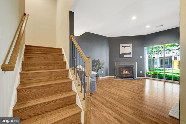 1982 LOGAN MANOR DR, Reston, VA 20190