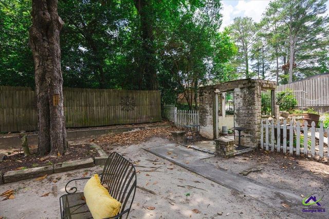 124 Desoto Place, Macon, GA 31204