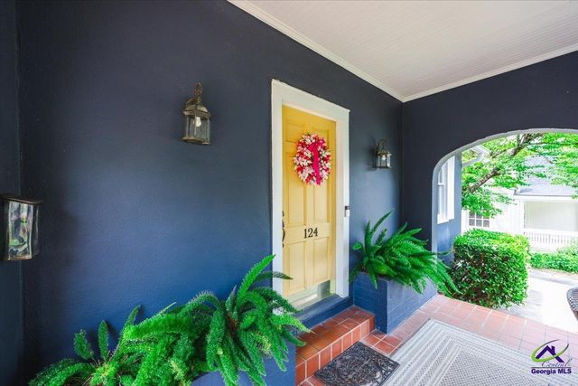 124 Desoto Place, Macon, GA 31204