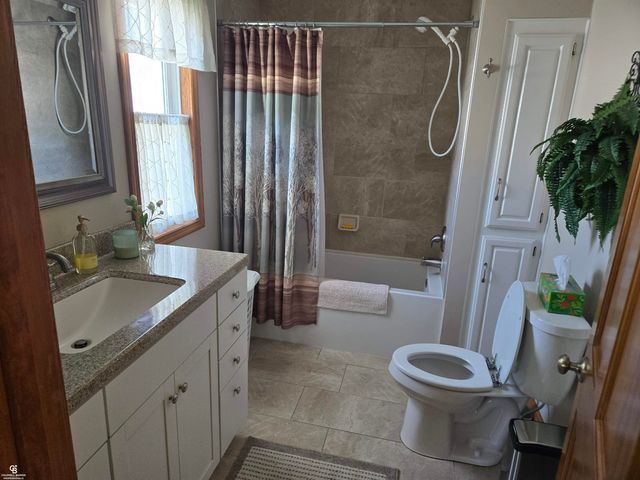 402 Park Avenue, Yale, MI 48097