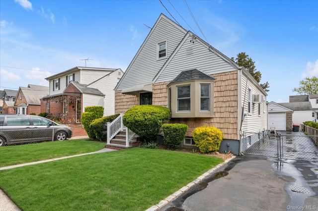 1026 N 2nd Street, New Hyde Park, NY 11040