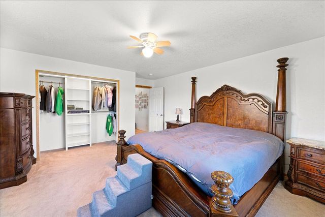 649 Pleasant Valley Road, Merlin, OR 97532