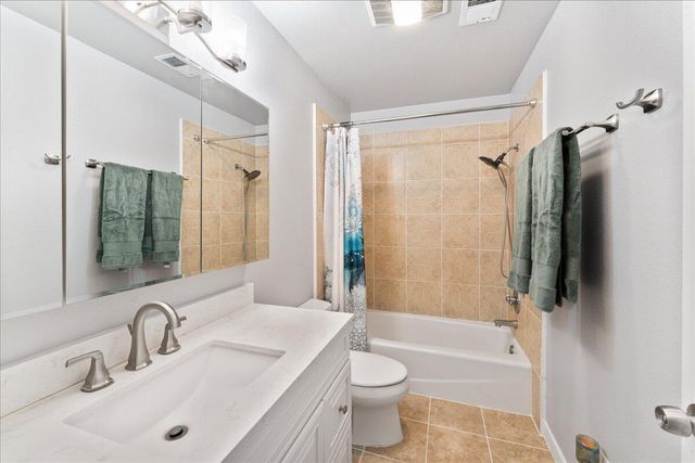 649 Pleasant Valley Road, Merlin, OR 97532