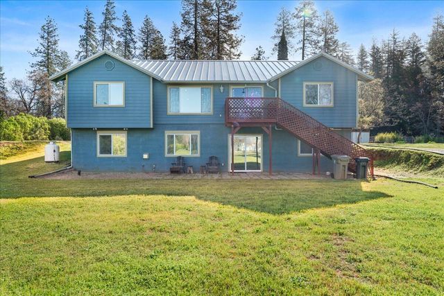 649 Pleasant Valley Road, Merlin, OR 97532