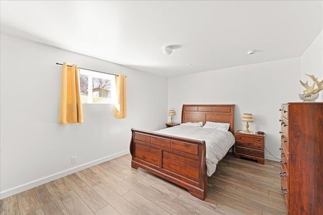 649 Pleasant Valley Road, Merlin, OR 97532