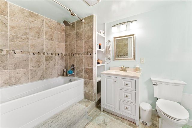 649 Pleasant Valley Road, Merlin, OR 97532