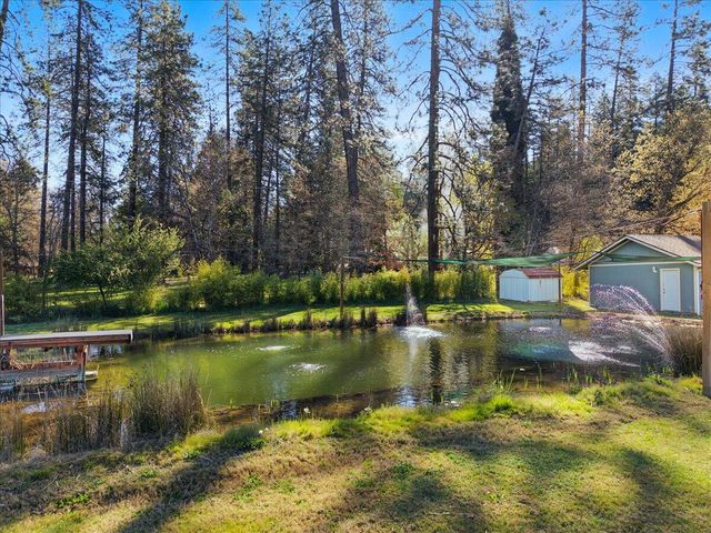 649 Pleasant Valley Road, Merlin, OR 97532