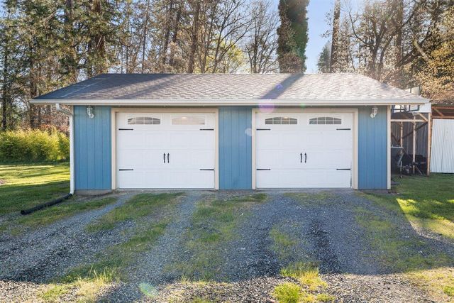 649 Pleasant Valley Road, Merlin, OR 97532