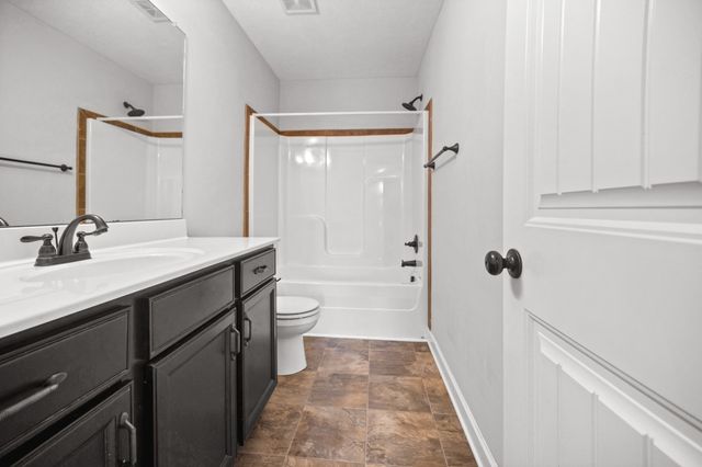 1284 Eagles View Dr, Clarksville, TN 37040
