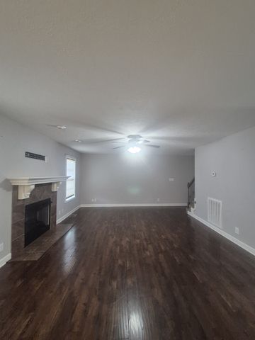 1284 Eagles View Dr, Clarksville, TN 37040