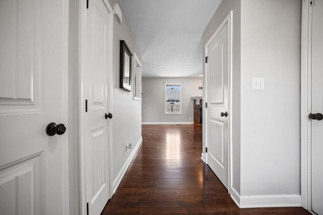 1284 Eagles View Dr, Clarksville, TN 37040