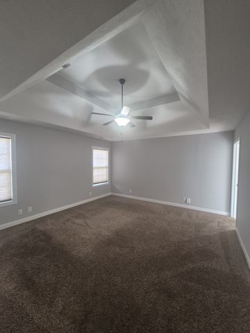 1284 Eagles View Dr, Clarksville, TN 37040
