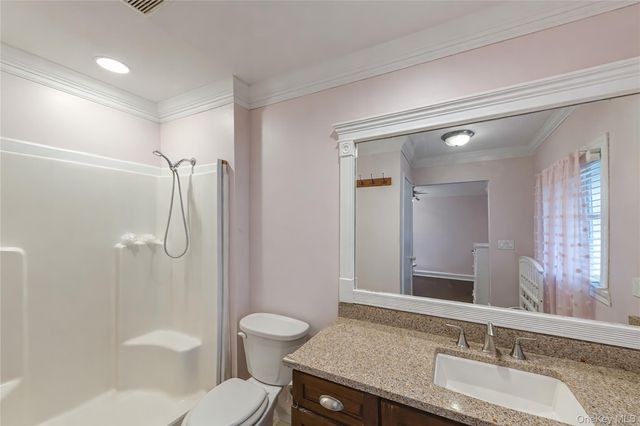 28 Barnsley Crescent, Mount Sinai, NY 11766